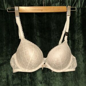 Victoria’s Secret “Body by Victoria” Push-up Bra, 34B NWT